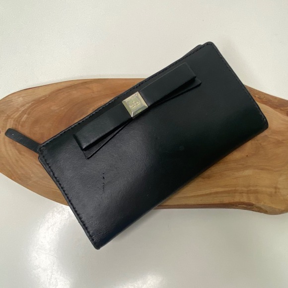Kate Spade New York Black Bow Bifold Snap‎ Wallet - Picture 3 of 9